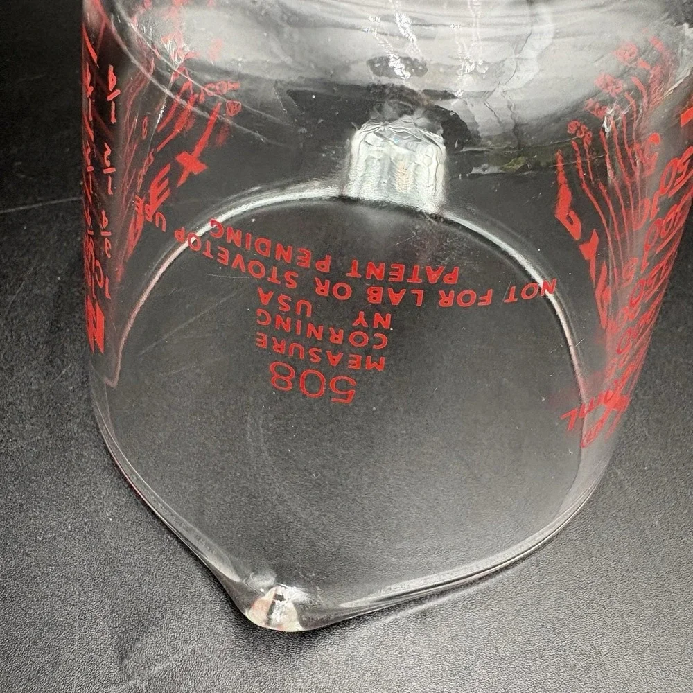 Pyrex 1 Cup Glass Measuring Cup 250ml Red Markings Pour Spout Handle USA Vintage